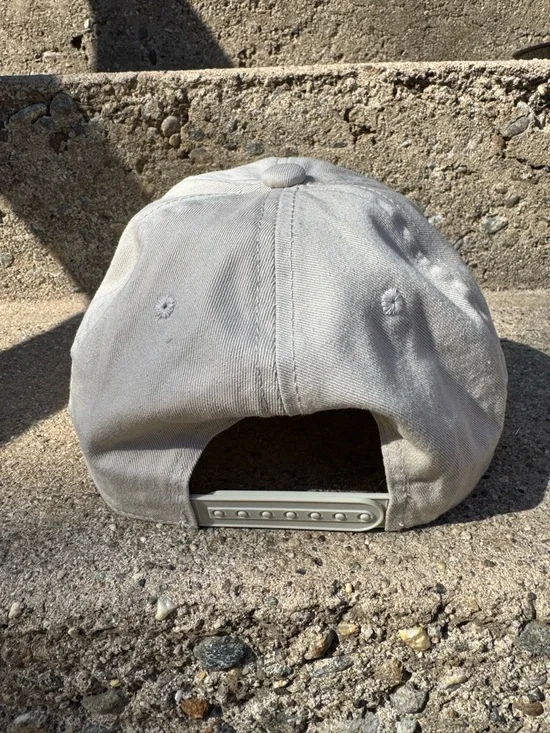 Bass Pro Shops Light Beige Patch Logo Baseball Hat - Picture 4 of 4